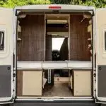1610982751-2 slaapplaatsen camperbus